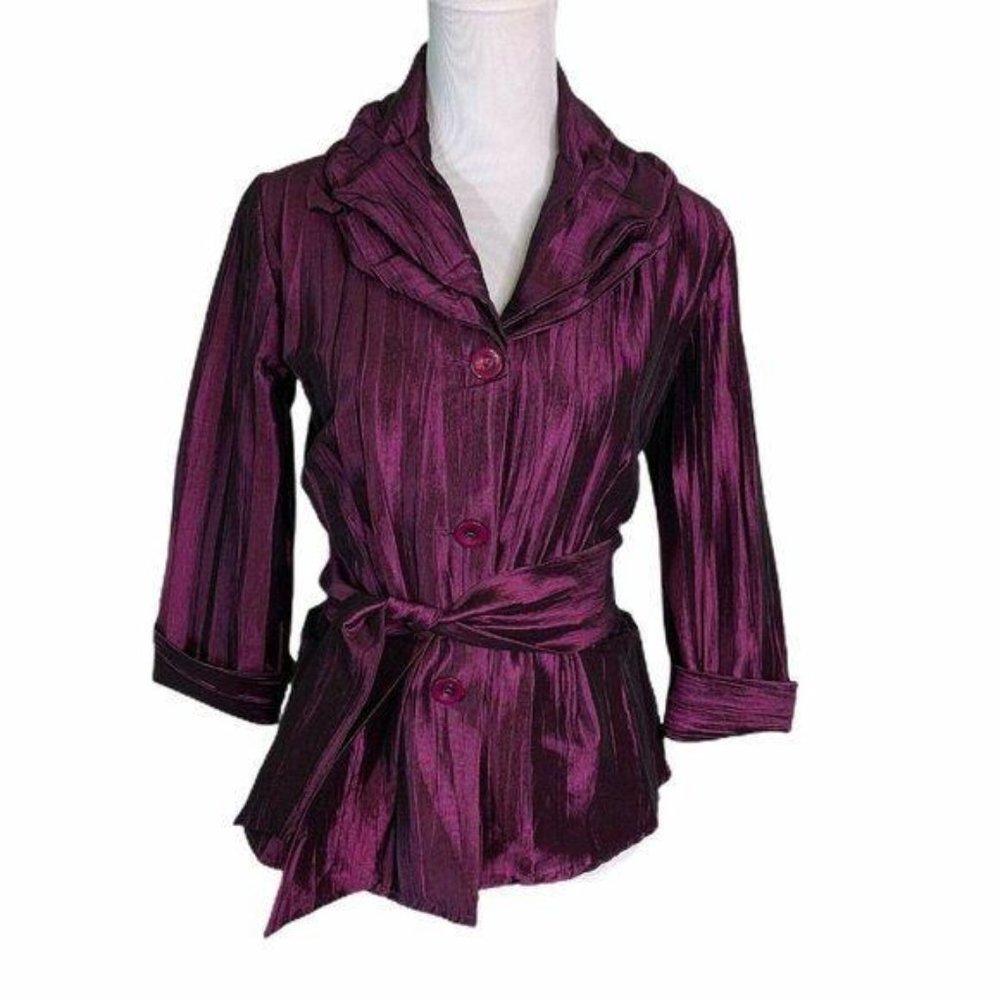 Puli Satin Metallic Layered Collar Crinkle Jacket